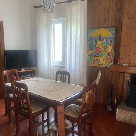 Marisa Unifamiliare Con Giardino 빌라 카르솔리