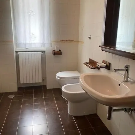 Villa Marisa Unifamiliare Con Giardino *