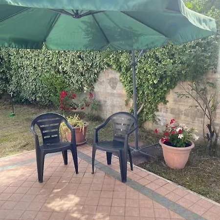 Marisa Unifamiliare Con Giardino Carsoli