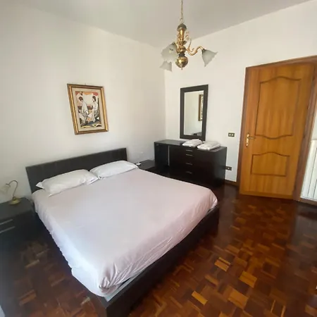 Marisa Unifamiliare Con Giardino *