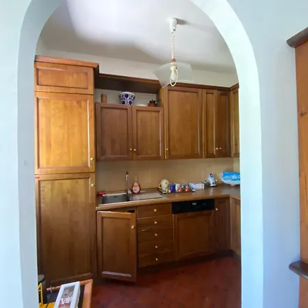 Marisa Unifamiliare Con Giardino 빌라